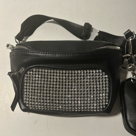Steve Madden NYC black with rhinestones fanny  pack pocketbook , one size fits - Picture 4 of 5
